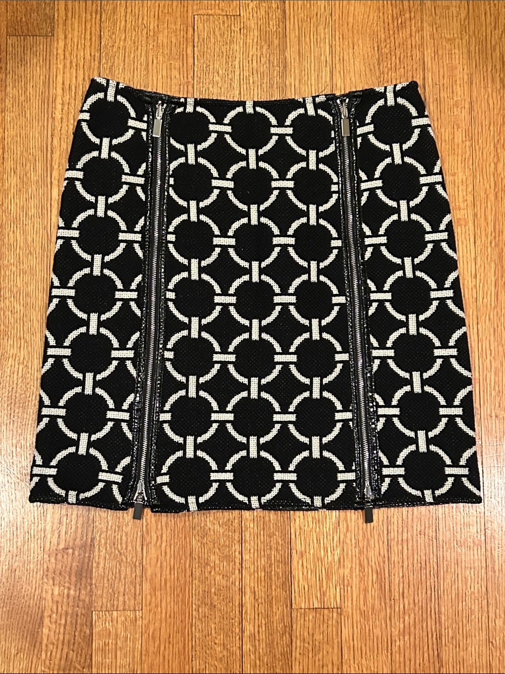 Per Se Black & White Wool Geometric Reversible Zip-Detail Mini Skirt Size 6
